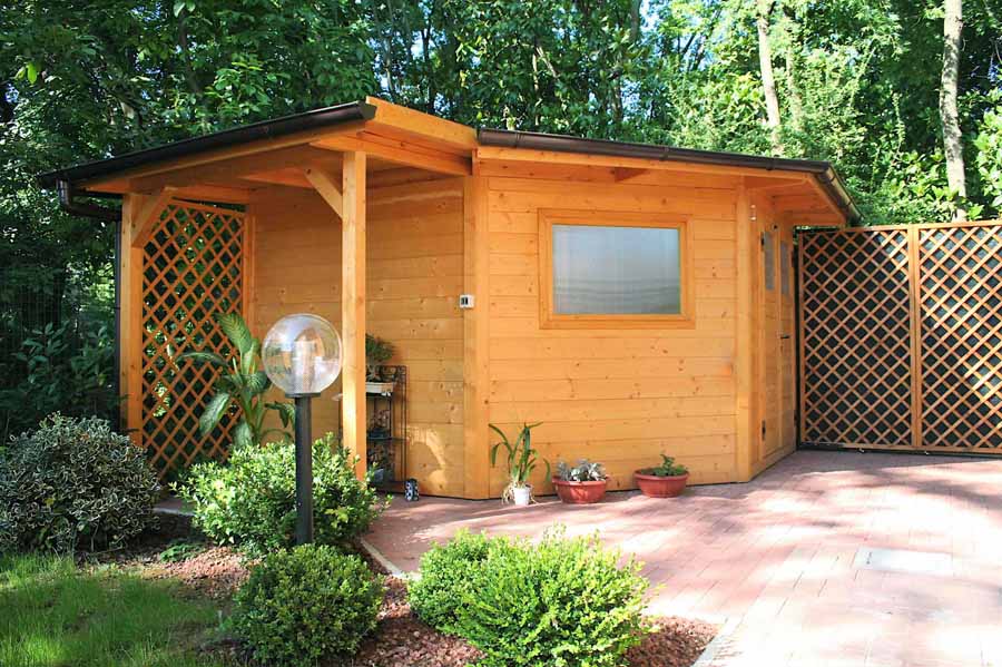 casetta di legno per giardino