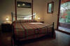 camera di casa in legno