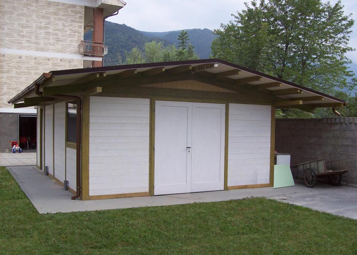 Casa isolata con vetri panoramici